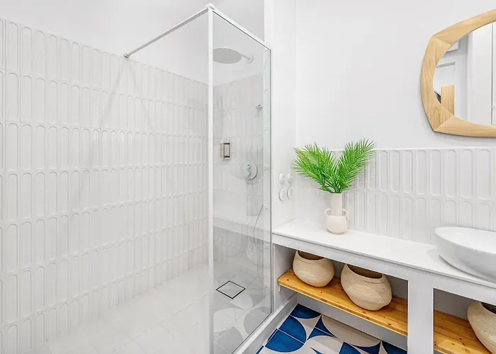Ocean By Endless Sun I Modern Comfort, Sea View, Wi-fi, Parking, Rooftop Pool Apartament