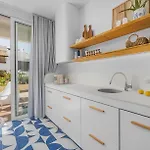 Ocean By Endless Sun I Modern Comfort, Sea View, Wi-fi, Parking, Rooftop Pool Appartement *