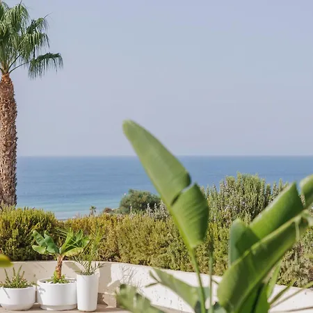 Ocean By Endless Sun I Modern Comfort, Sea View, Wi-fi, Parking, Rooftop Pool Apartmán