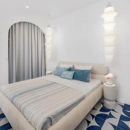Apartment Ocean By Endless Sun I Modern Comfort, Sea View, Wi-fi, Parking, Rooftop Pool
