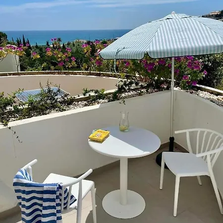 Magnolia Mar Ocean View Apartment *