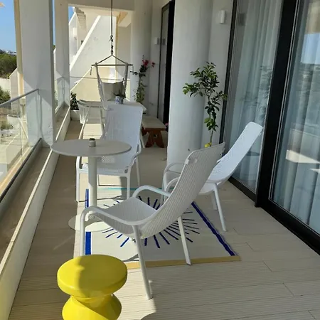 Magnolia Mar Ocean View Apartment *