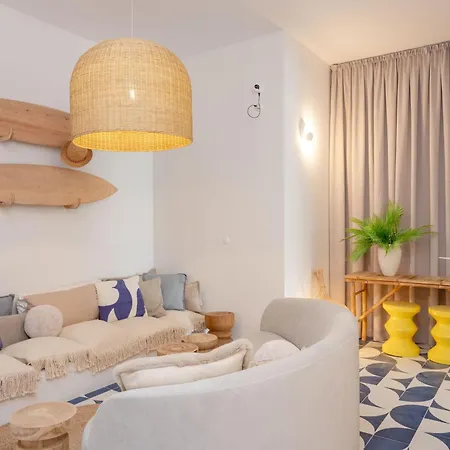 Magnolia Mar Ocean View Apartment