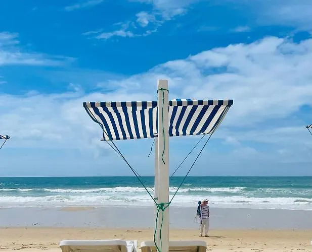 Ocean By Endless Sun I Modern Comfort, Sea View, Wi-fi, Parking, Rooftop Pool * Lagos