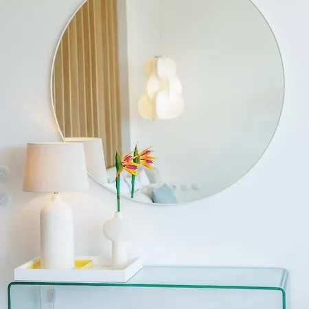 Ocean By Endless Sun I Modern Comfort, Sea View, Wi-fi, Parking, Rooftop Pool