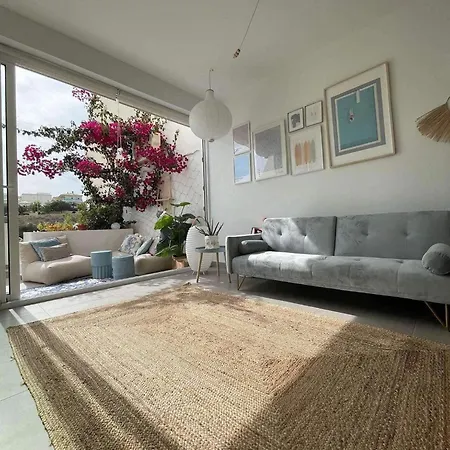 Ocean By Endless Sun I Modern Comfort, Sea View, Wi-fi, Parking, Rooftop Pool لاغوس