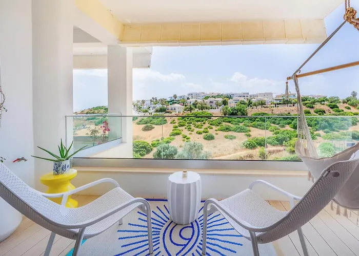 アパート Ocean By Endless Sun I Modern Comfort, Sea View, Wi-fi, Parking, Rooftop Pool ラゴス