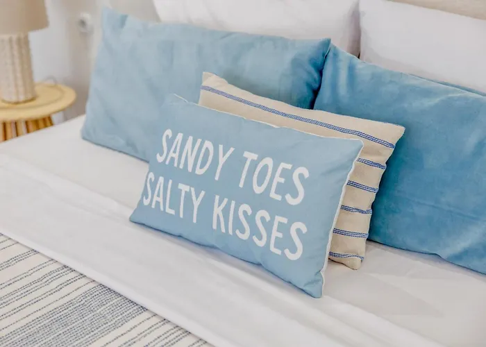 Ocean By Endless Sun I Modern Comfort, Sea View, Wi-fi, Parking, Rooftop Pool