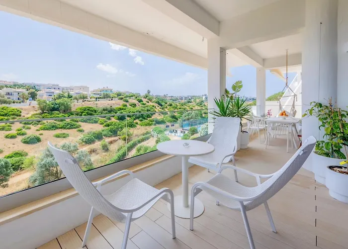 Ocean By Endless Sun I Modern Comfort, Sea View, Wi-fi, Parking, Rooftop Pool アパート *