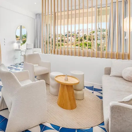 Apartment Ocean By Endless Sun I Modern Comfort, Sea View, Wi-fi, Parking, Rooftop Pool